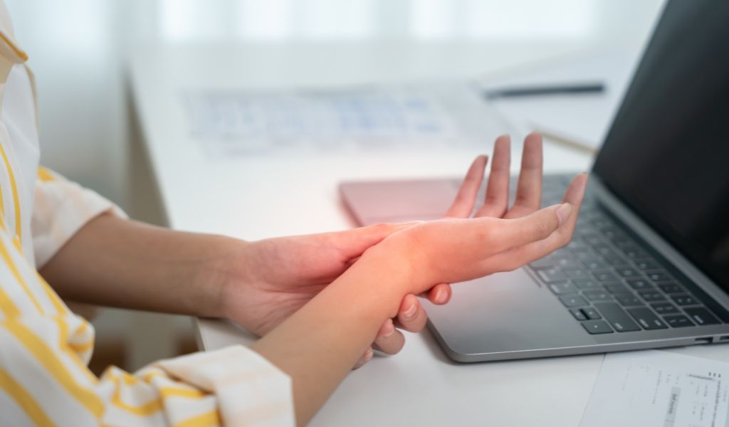 Carpal Tunnel Syndrome Relief at Lakeside Spine and Wellness