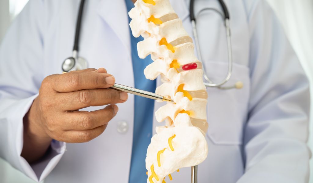 Degenerative Disc Disease Care at Lakeside Spine and Wellness